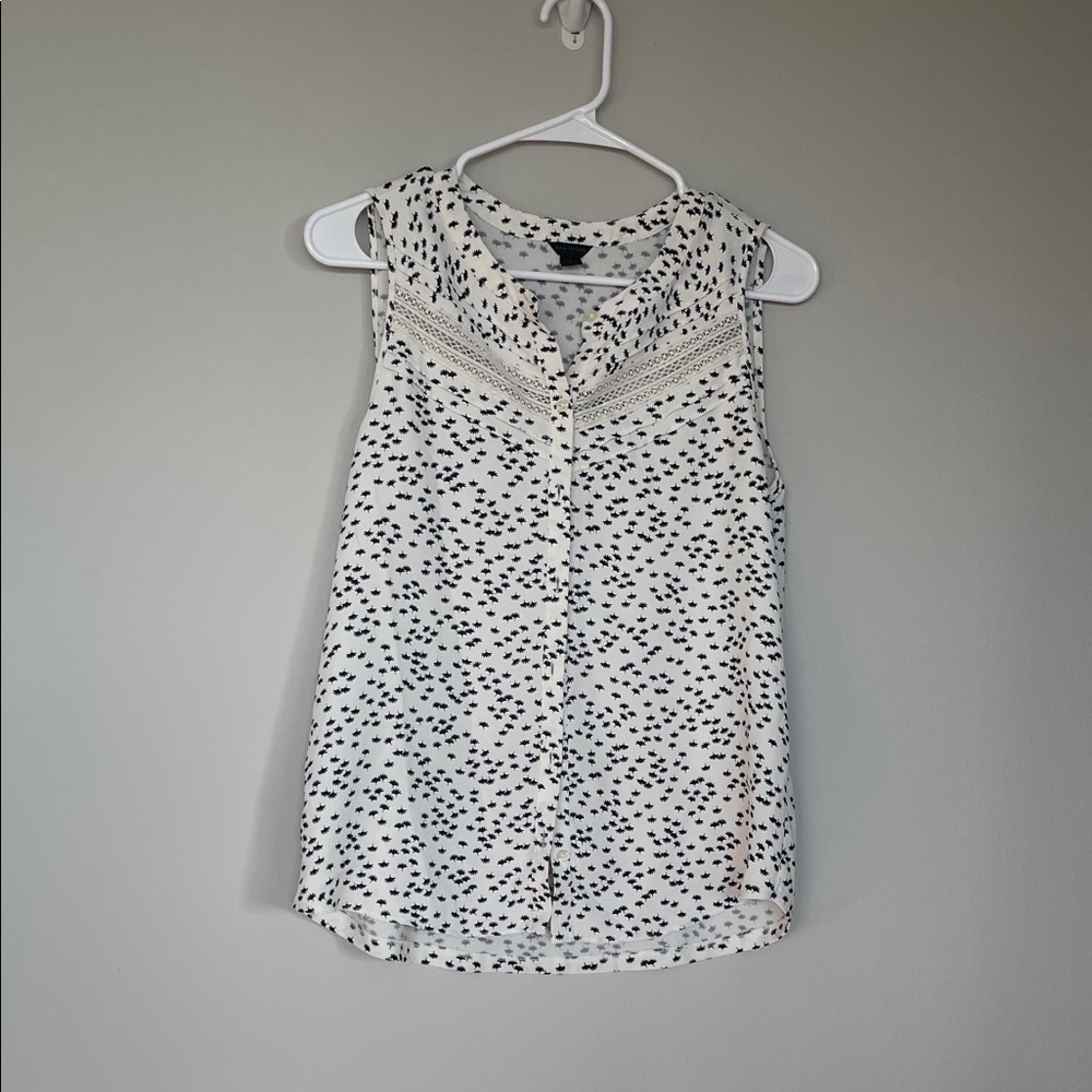 Ann Taylor White and Black Patterned Blouse